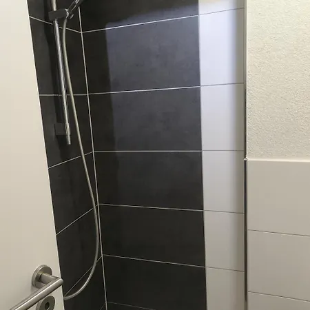 Deluxe Smart * فريدريشسهافن